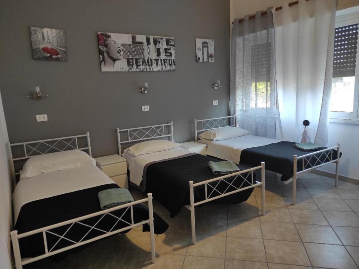 Casa Gio Ξενοδοχείο Λίντο ντι Όστια Εξωτερικό φωτογραφία